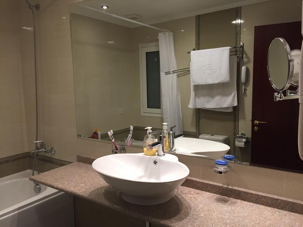 Downtown Alexander Services Apartments Банско Экстерьер фото
