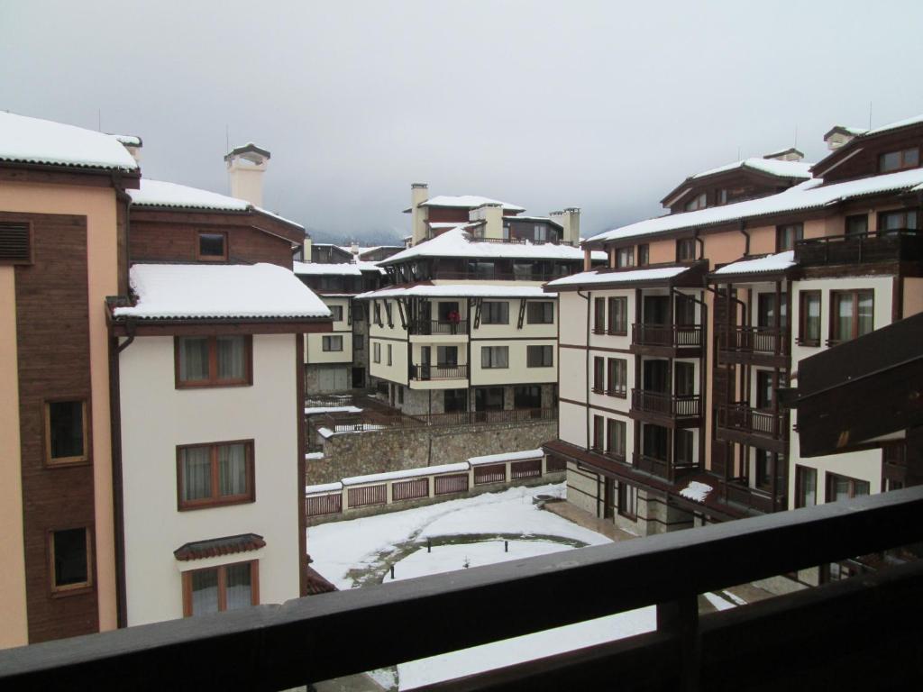 Downtown Alexander Services Apartments Банско Экстерьер фото